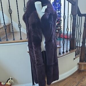Brunello Cucinelli Luxurious Burgundy  Fur Long Vest